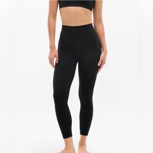 Athleta Transcend 7/8 Tight Leggings Black Women’s Size Medium Activewear